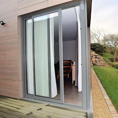 Maison Neuve De Plain-Pied Avec Wifi, Terrasse Et Parking, A 2,5 Km Des Plages A Tregastel - Fr-1-368-70 Exterior foto